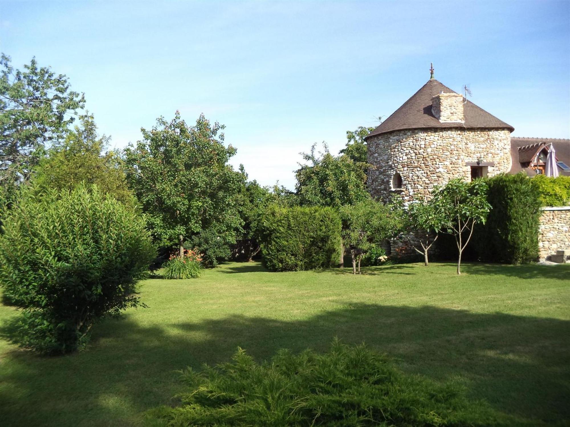Trois Logements Independant Au Grande Vigne Сент-Этьен-су-Байёль Номер фото
